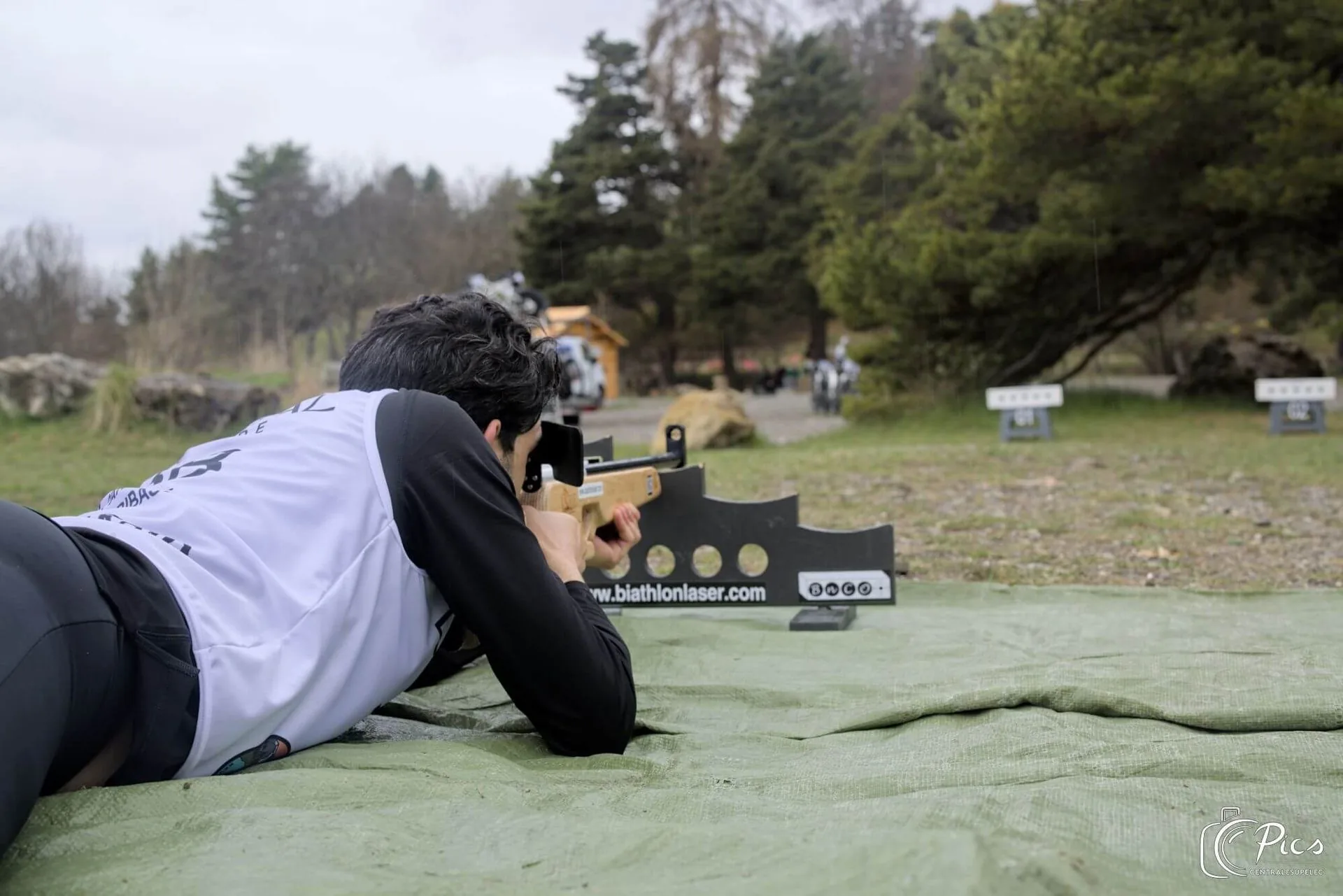 Activités du Raid CentraleSupélec : tir laser